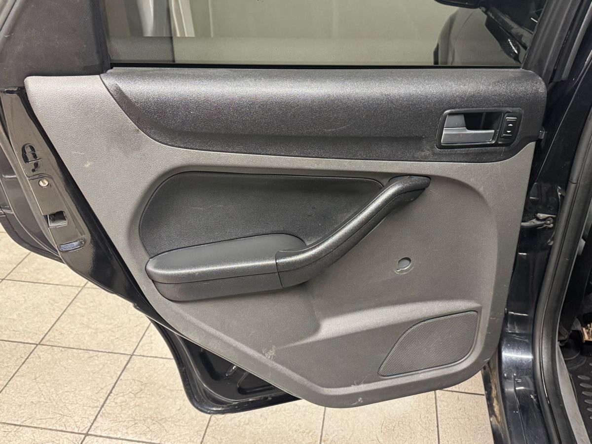 Ford Focus Ghia 2008 г.в., 328 569 км.