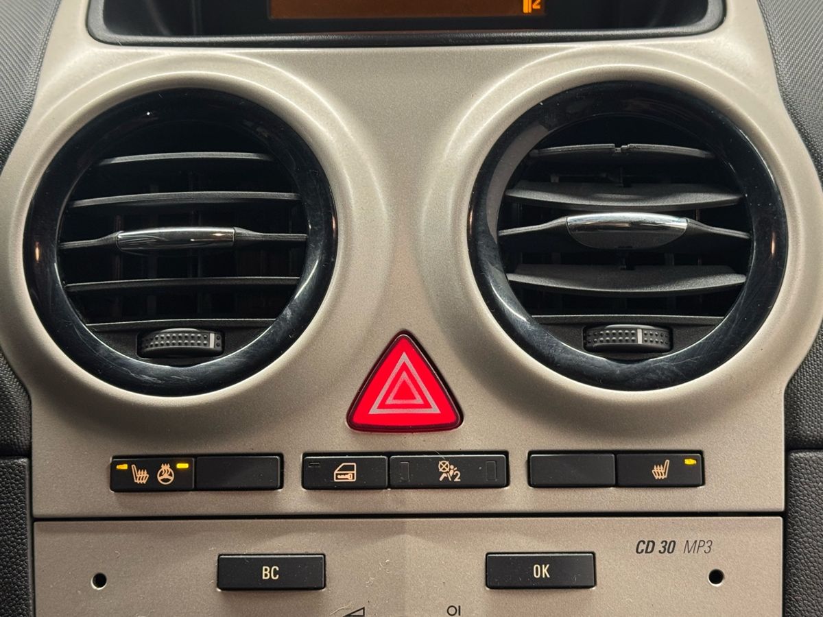 Opel Corsa 999 2008 г.в., 117 000 км.