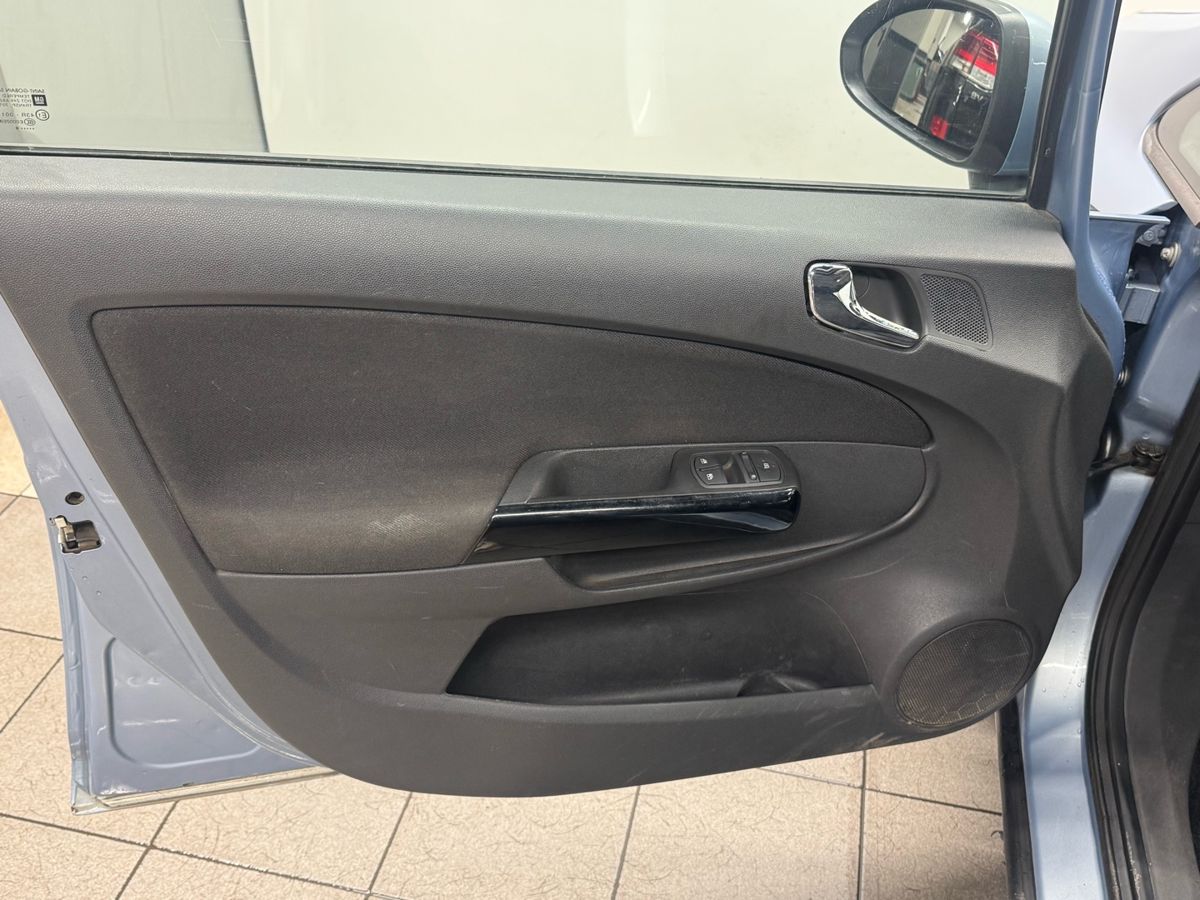 Opel Corsa 999 2008 г.в., 117 000 км.