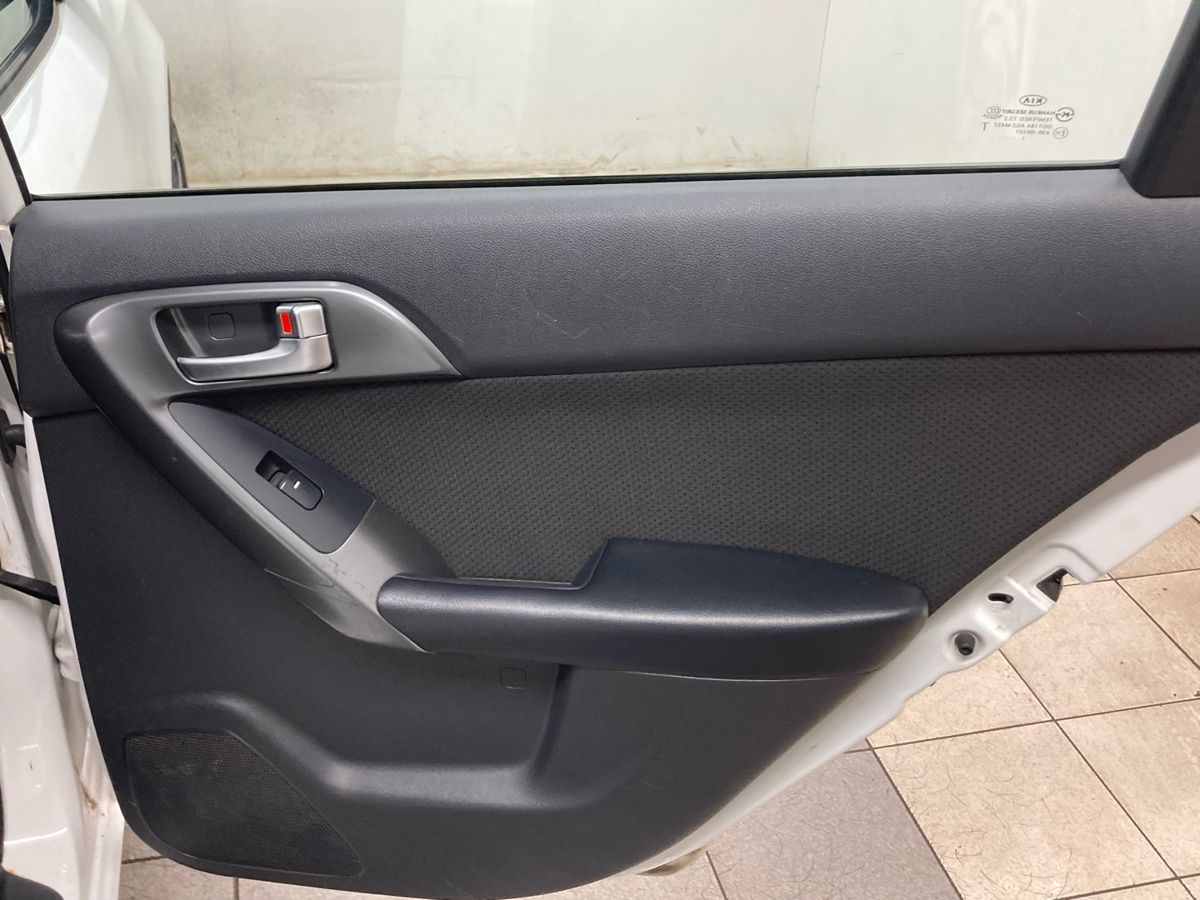 Kia Cerato 999 2011 г.в., 217 337 км.