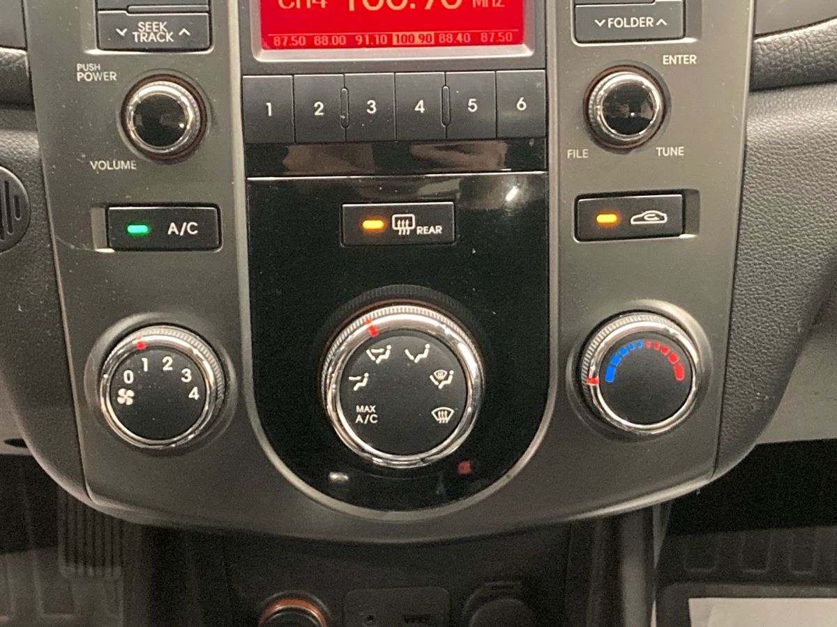 Kia Cerato 999 2011 г.в., 217 337 км.