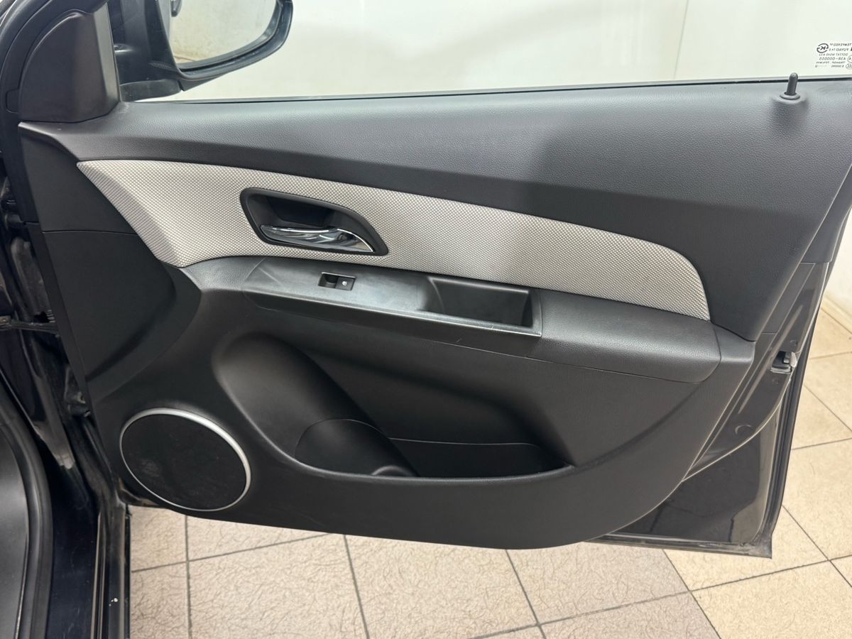 Chevrolet Cruze LS 2012 г.в., 226 397 км.