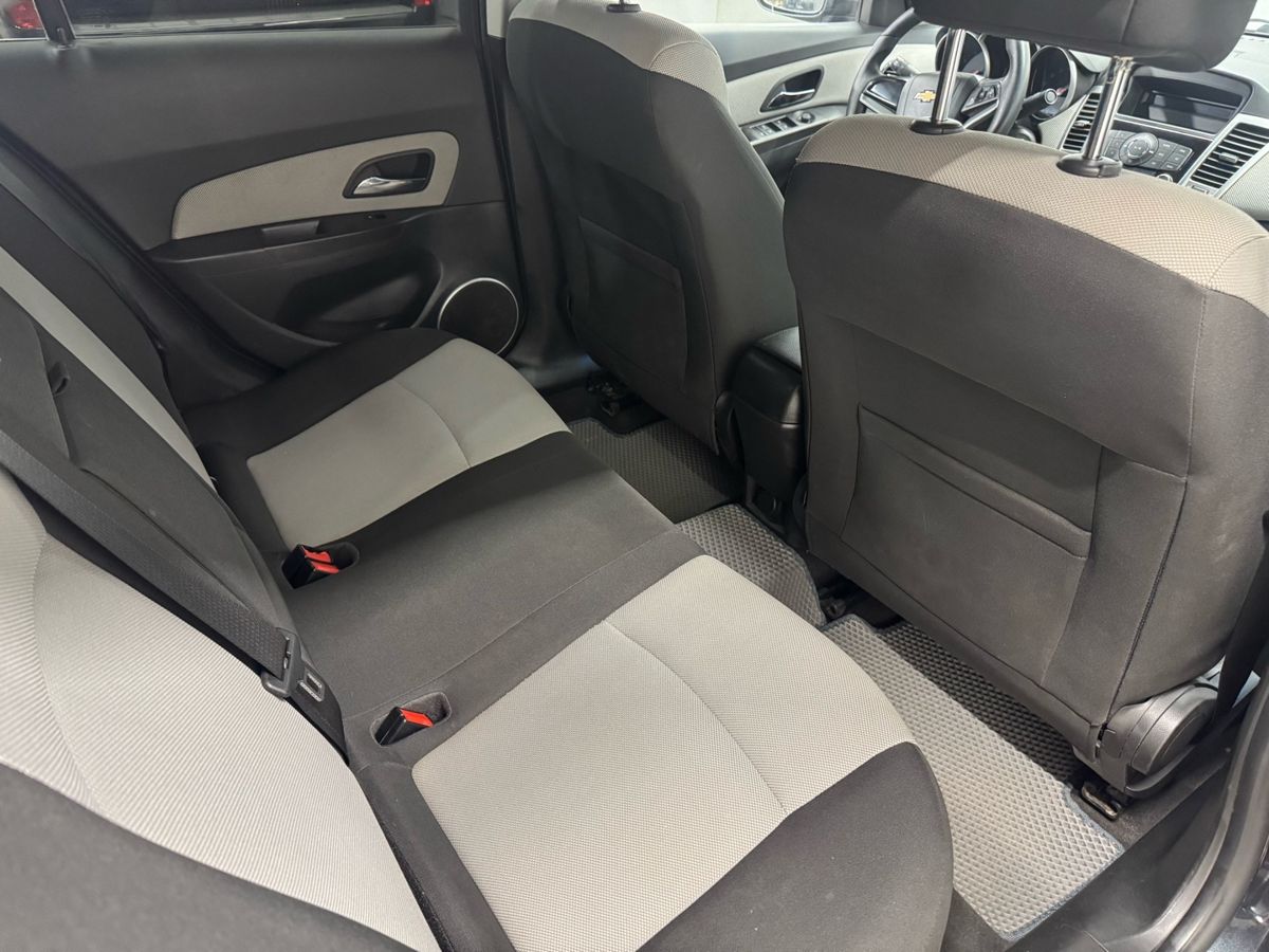 Chevrolet Cruze LS 2012 г.в., 226 397 км.