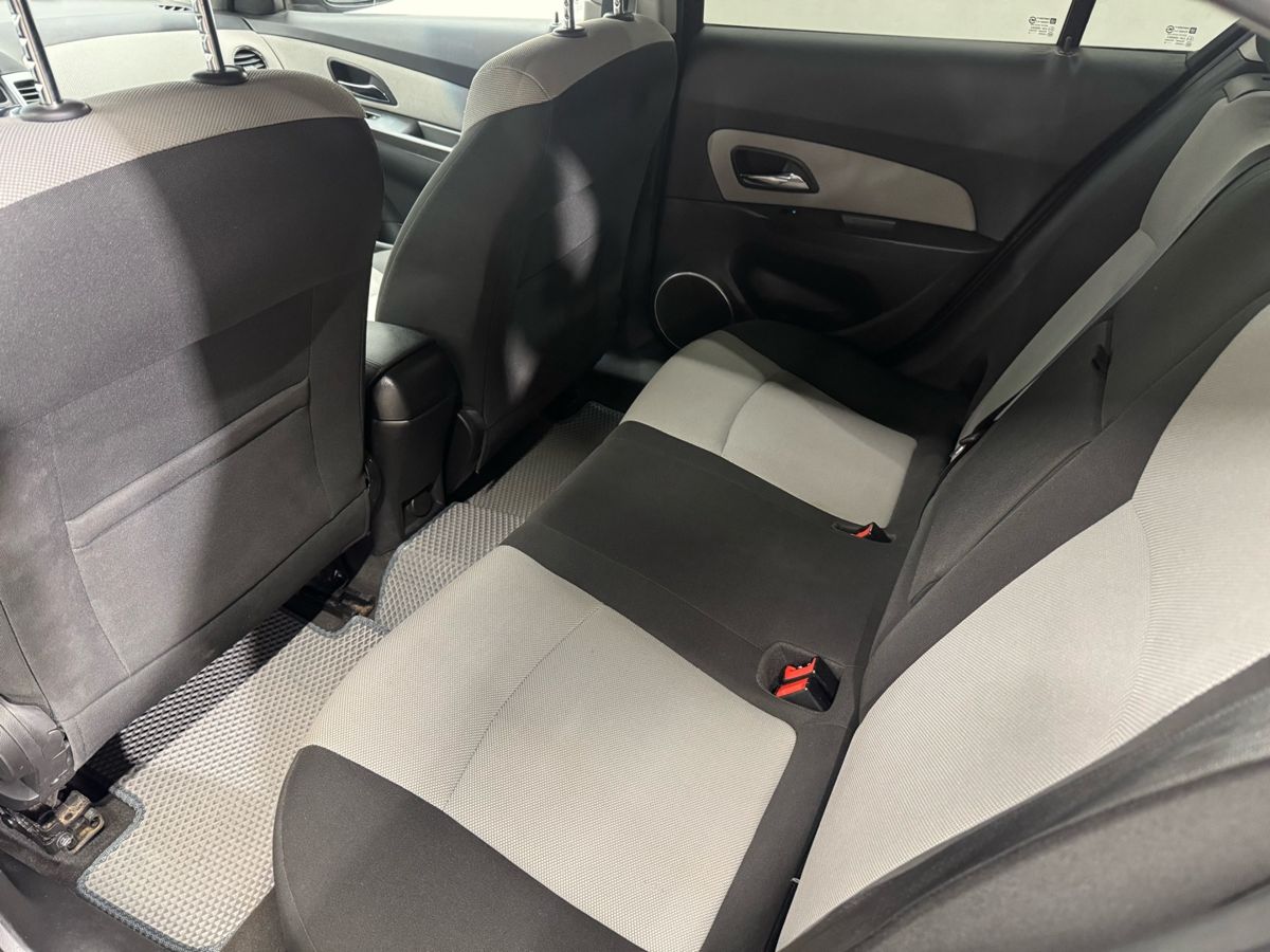 Chevrolet Cruze LS 2012 г.в., 226 397 км.
