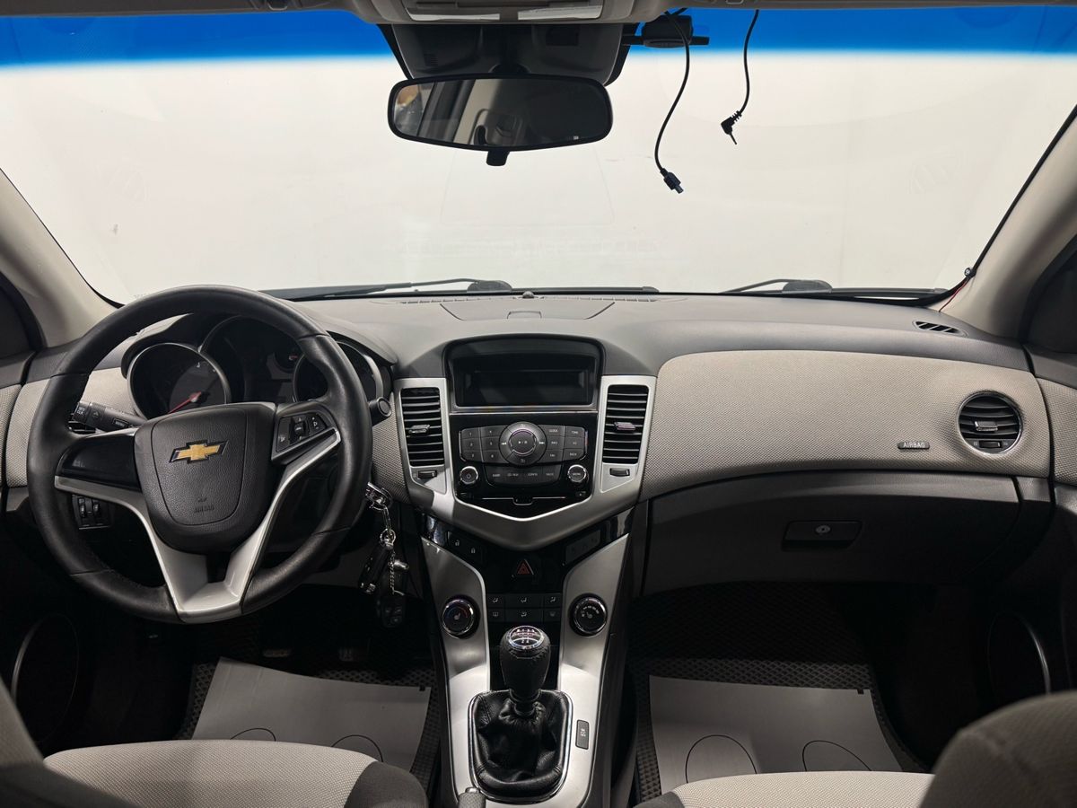 Chevrolet Cruze LS 2012 г.в., 226 397 км.