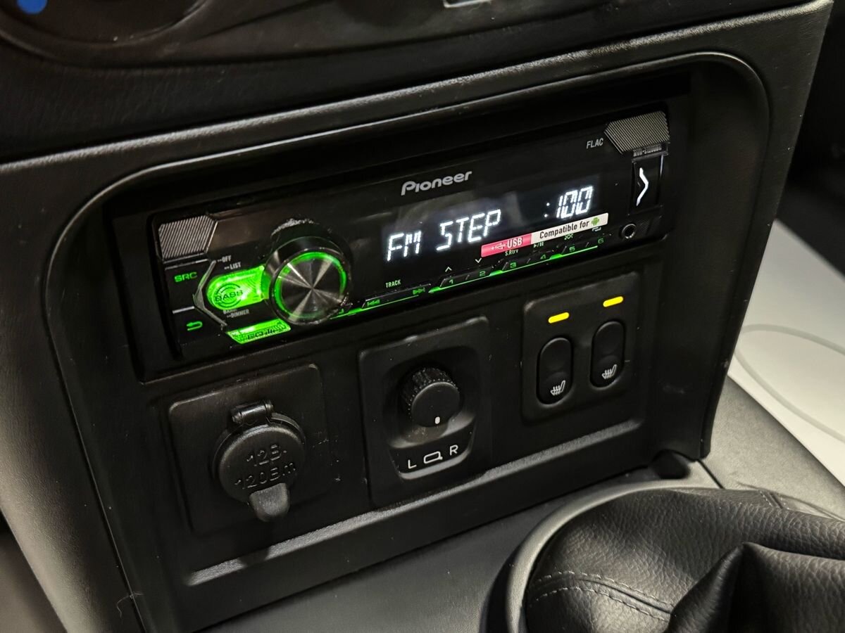 Lada Niva Travel BLACK'22 2022 г.в., 61 300 км.