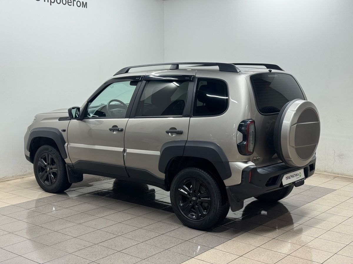 Lada Niva Travel BLACK'22 2022 г.в., 61 300 км.