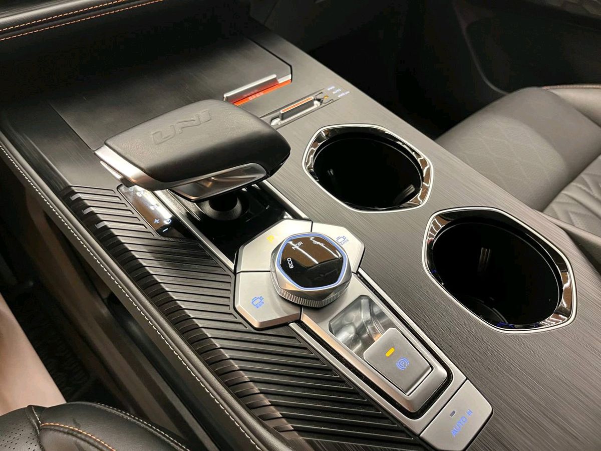 Changan UNI-K Tech 2024 г.в., 60 000 км.