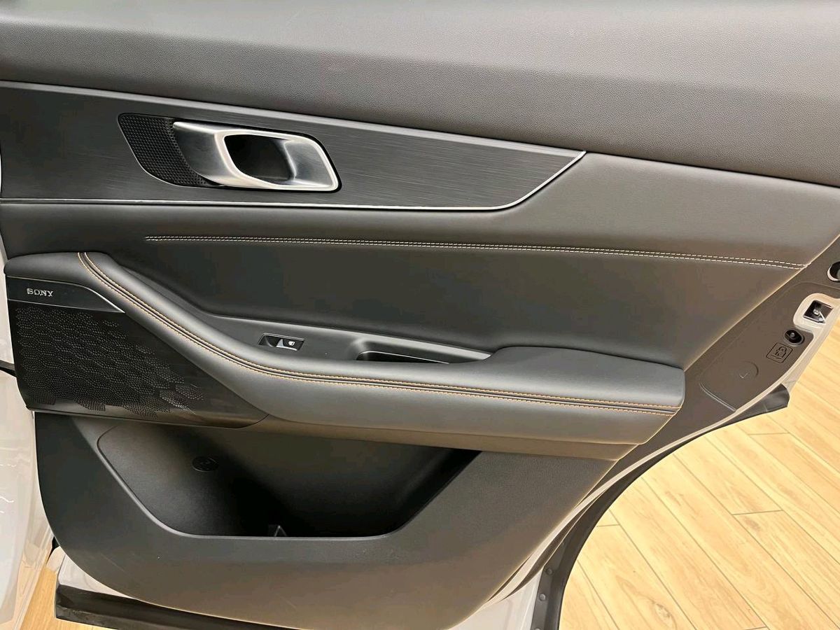 Changan UNI-K Tech 2024 г.в., 60 000 км.