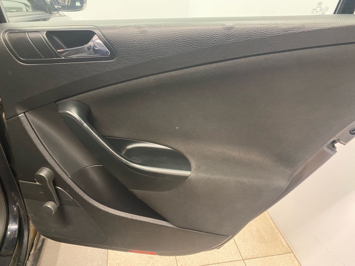 Volkswagen Passat Trendline 2007 г.в., 341 300 км.