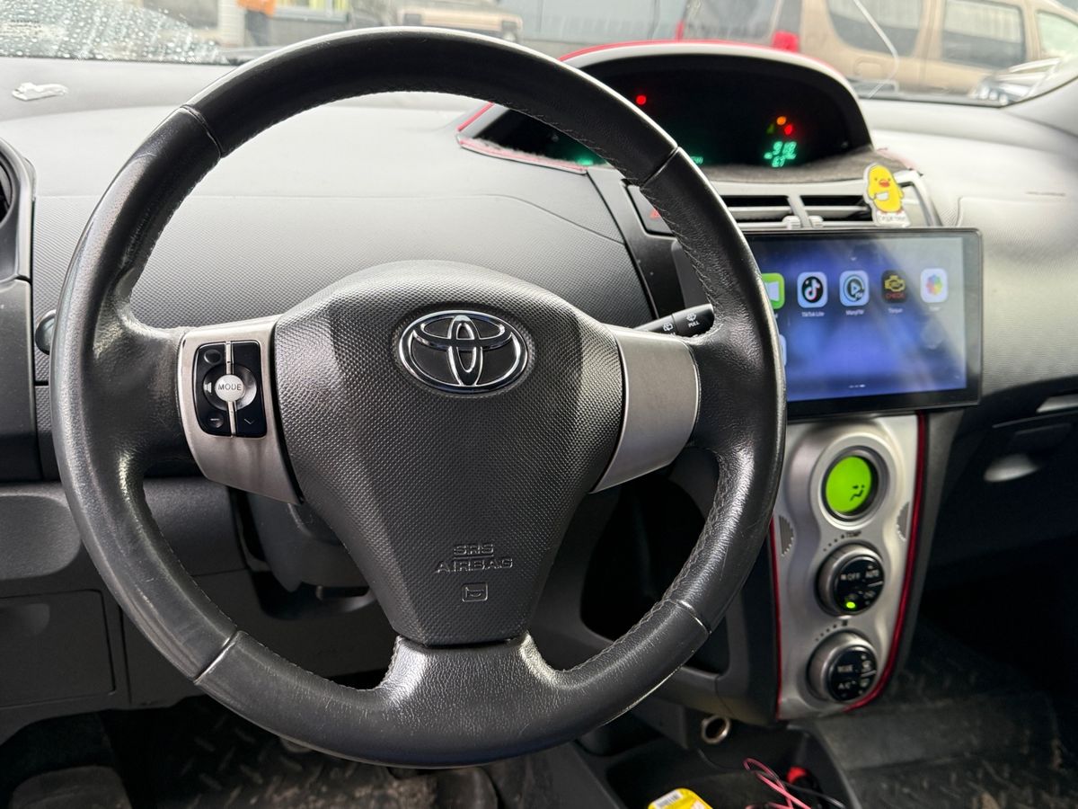 Toyota Yaris Сол 2008 г.в., 237 893 км.