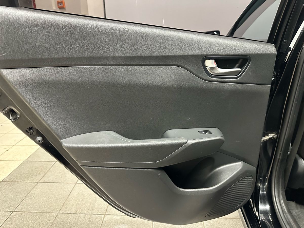 Hyundai Solaris Comfort 2021 г.в., 160 000 км.