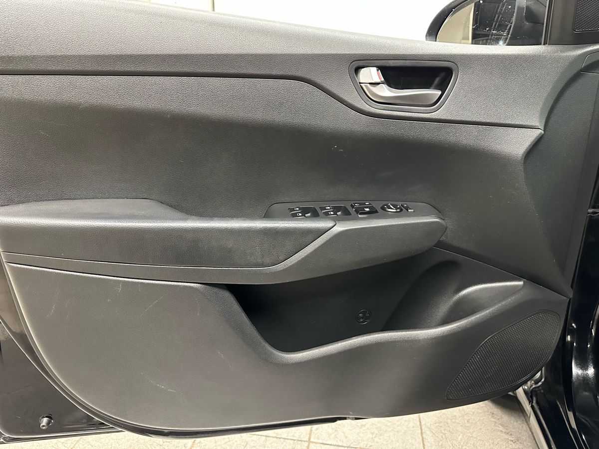 Hyundai Solaris Comfort 2021 г.в., 160 000 км.