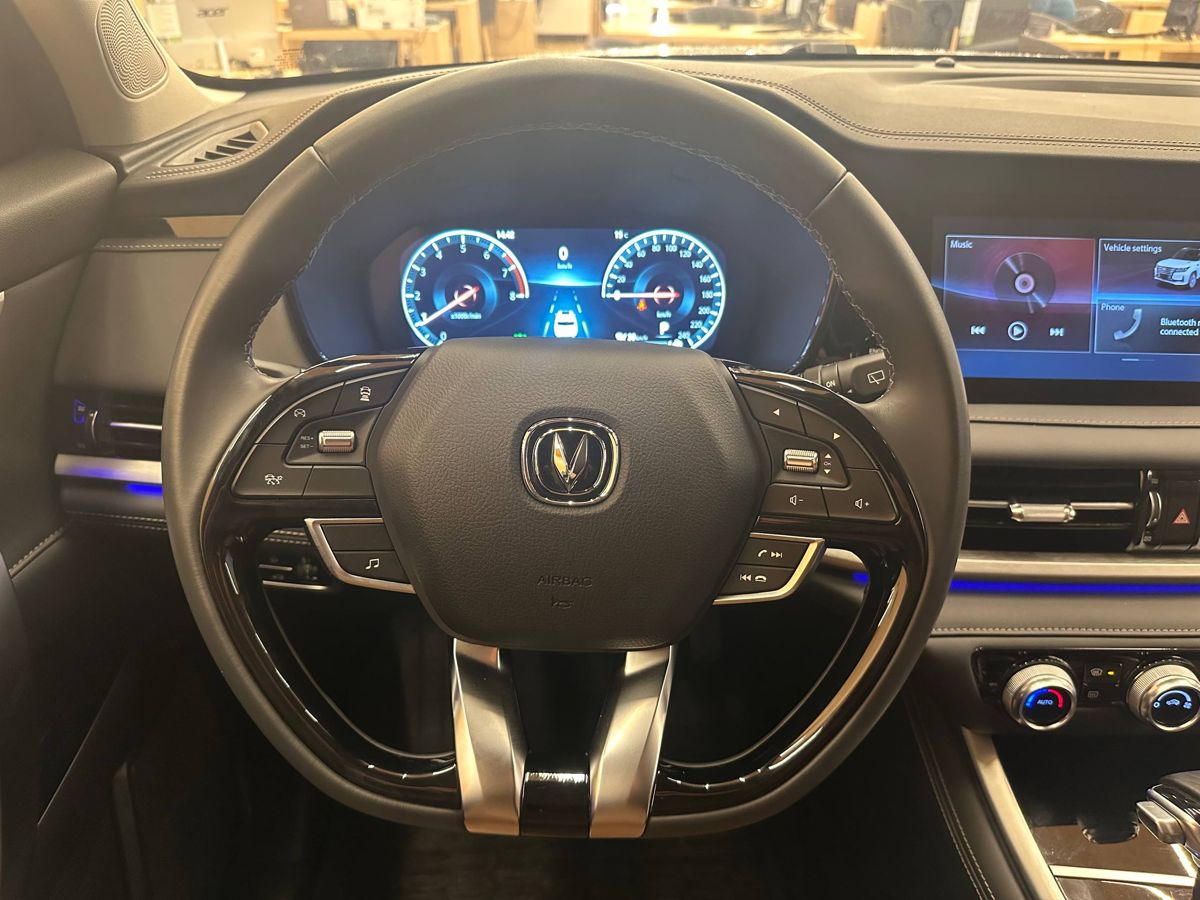 Changan CS95 Tech 2023 г.в., 28 222 км.