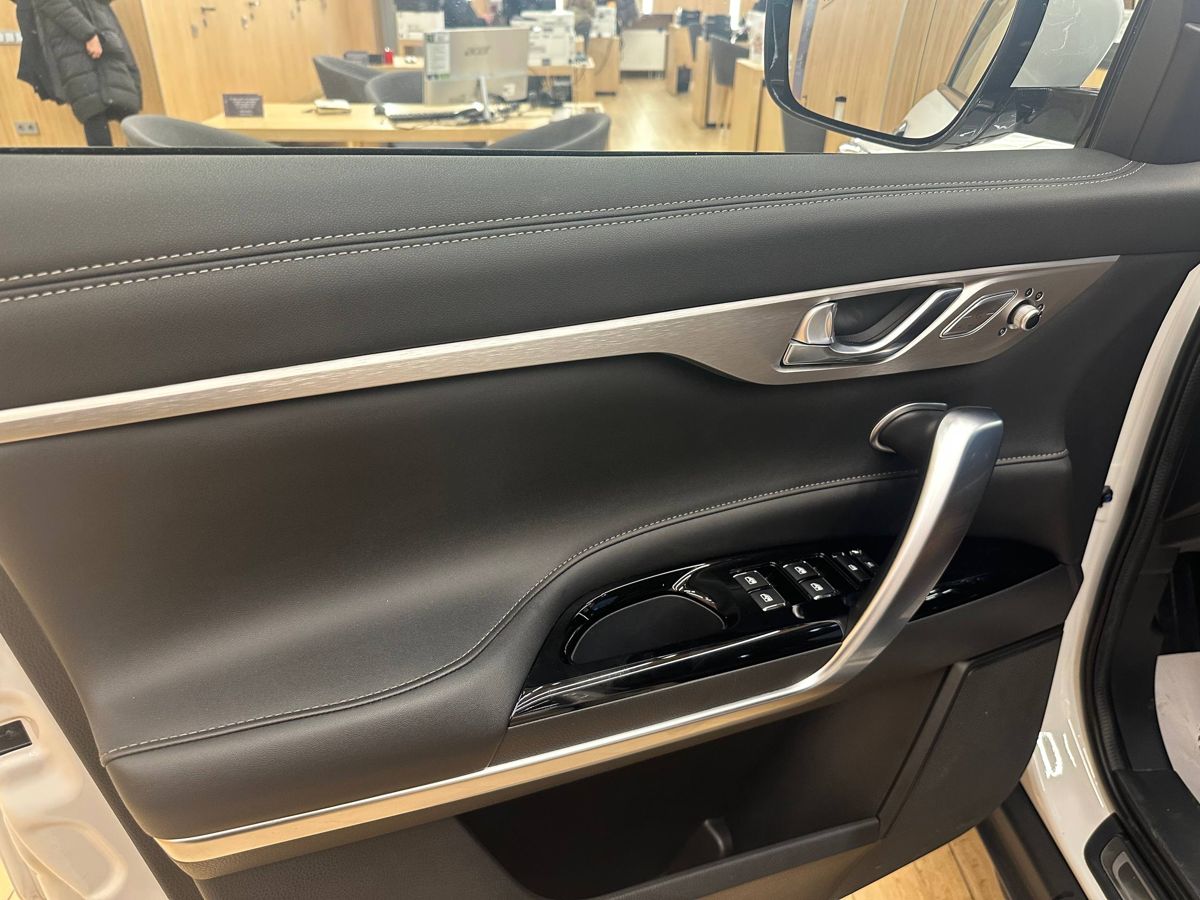 Changan CS95 Tech 2023 г.в., 28 222 км.