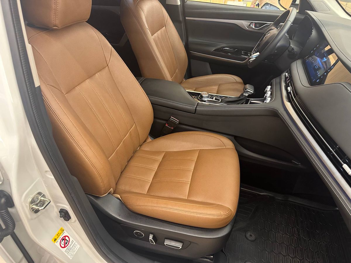 Changan CS95 Tech 2023 г.в., 28 222 км.