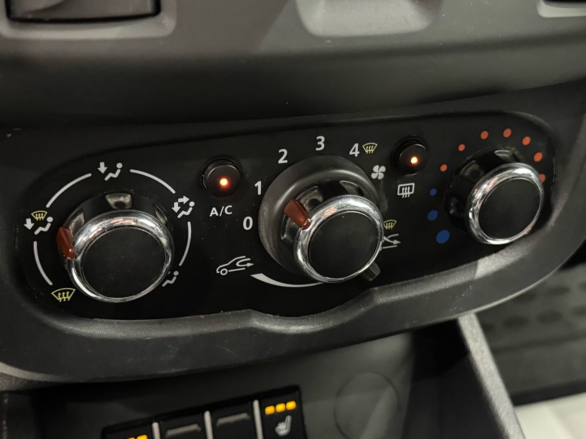 Lada Largus 999 2021 г.в., 209 000 км.