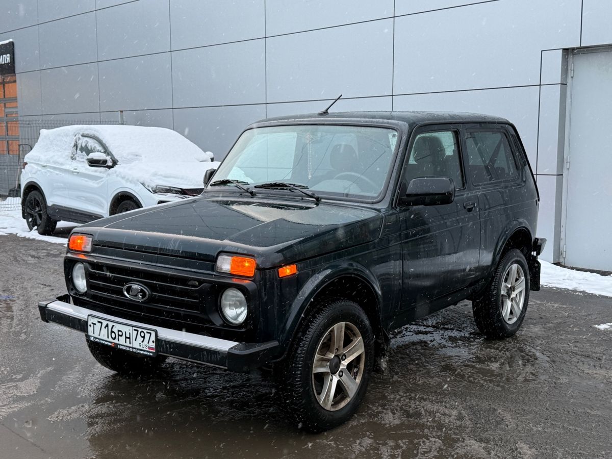 Lada Niva Legend