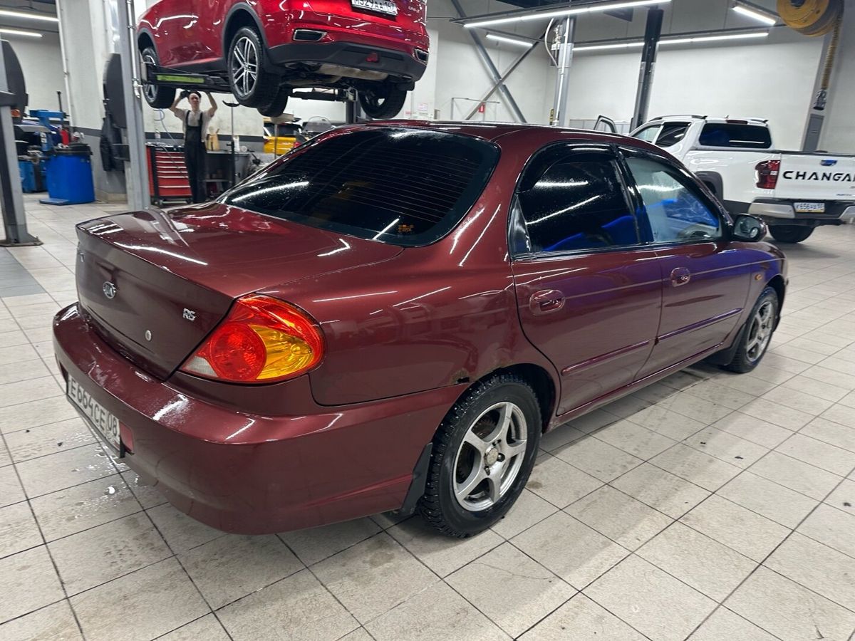 Kia Spectra 999 2006 г.в., 211 000 км.