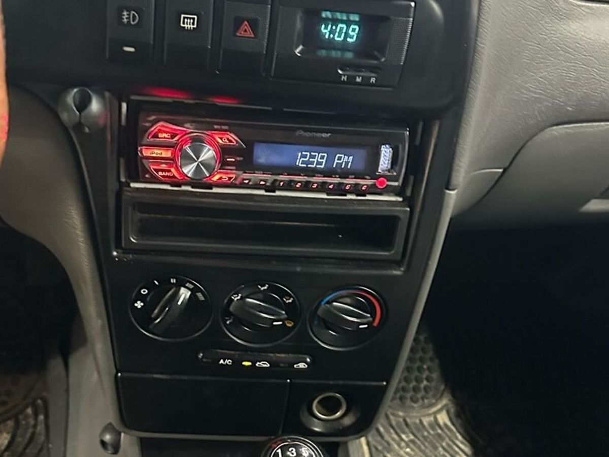 Kia Spectra 999 2006 г.в., 211 000 км.