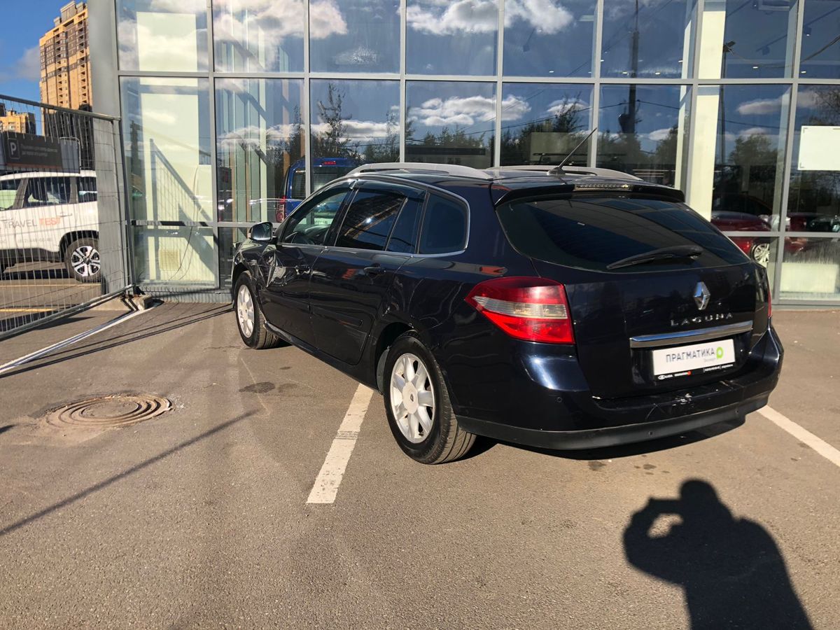 Renault Laguna 999 2010 г.в., 364 000 км.