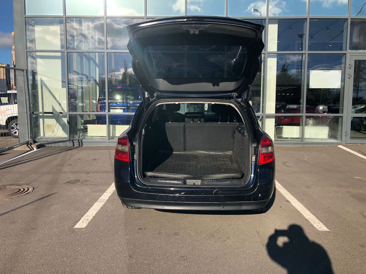 Renault Laguna 999 2010 г.в., 364 000 км.