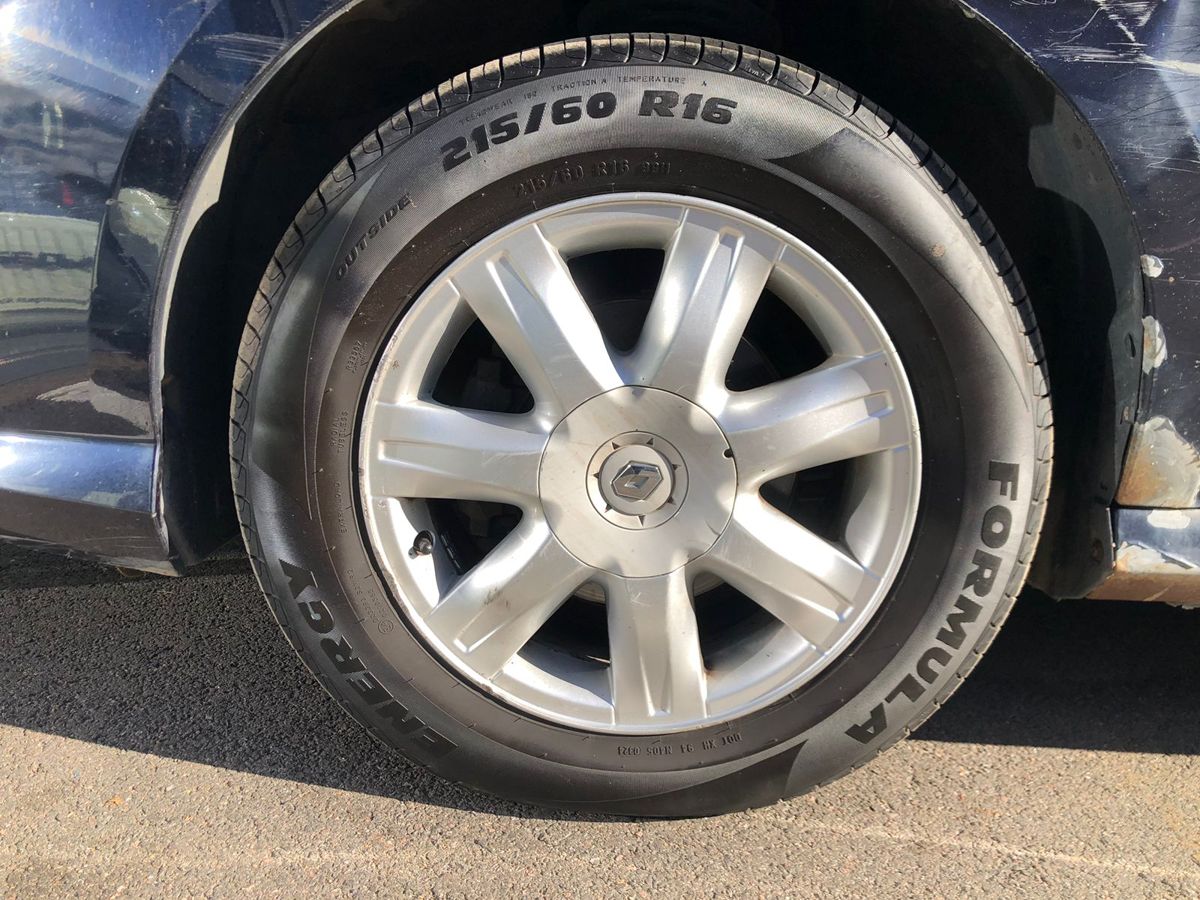 Renault Laguna 999 2010 г.в., 364 000 км.