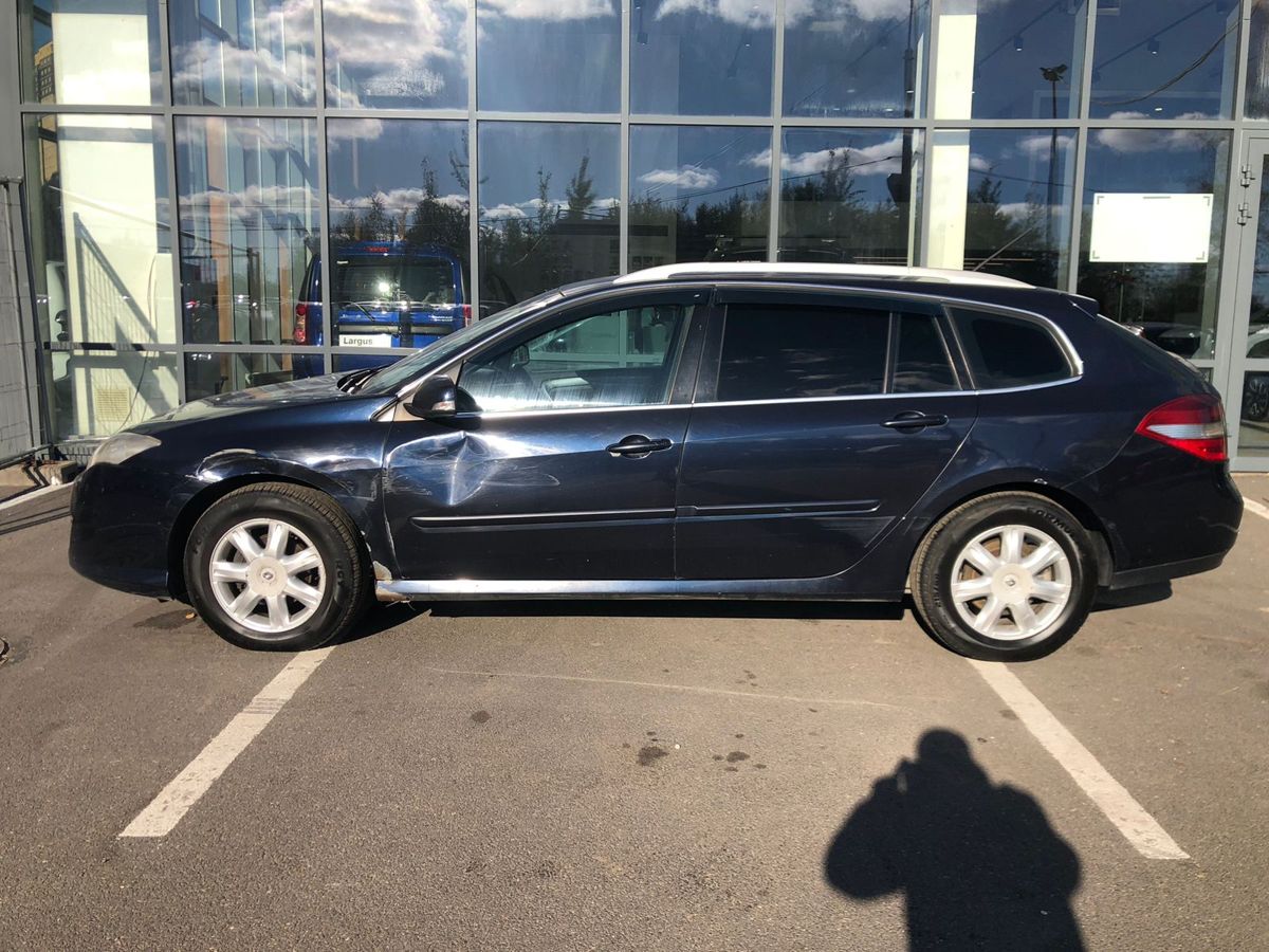 Renault Laguna 999 2010 г.в., 364 000 км.