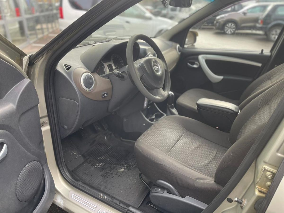 Lada Largus Luxe (5 мест) (2015-2017) 2012 г.в., 250 000 км.