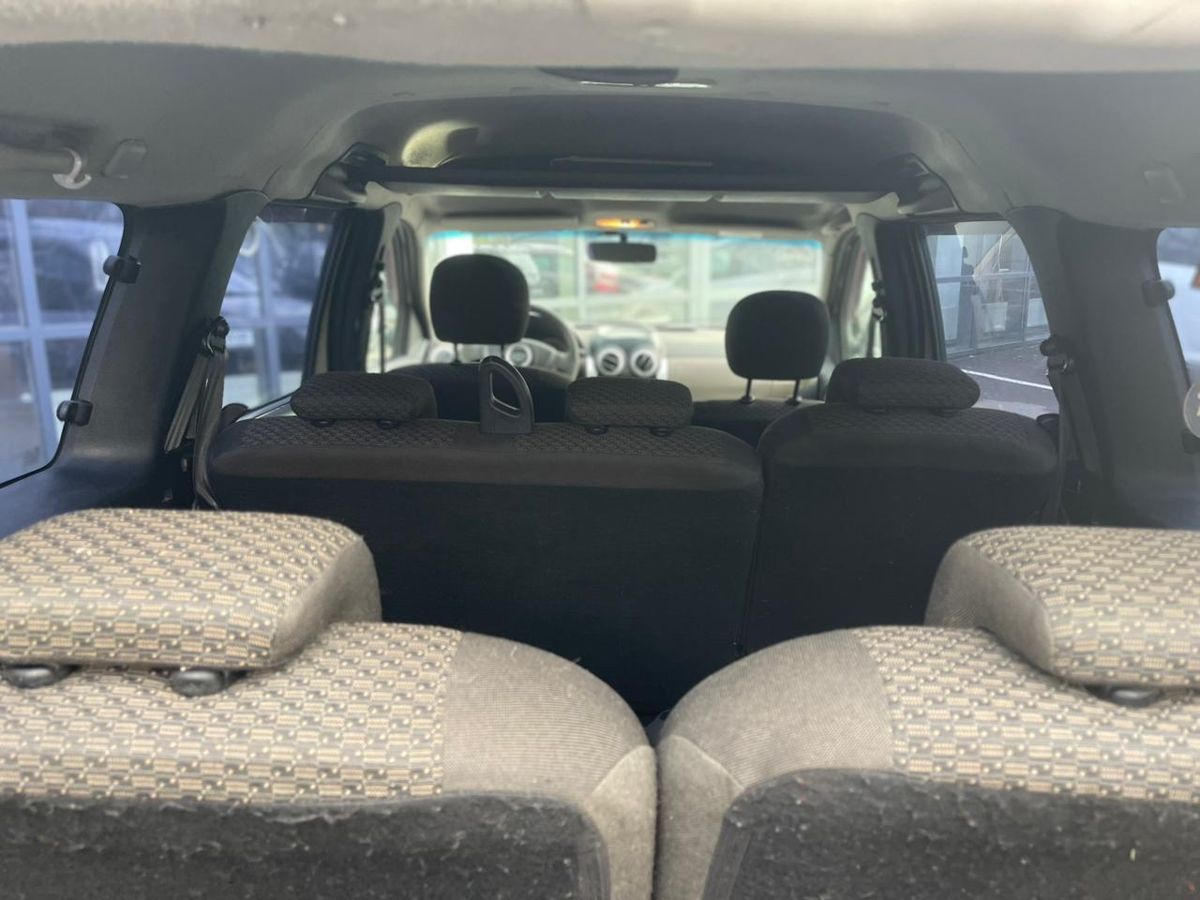 Lada Largus Luxe (5 мест) (2015-2017) 2012 г.в., 250 000 км.