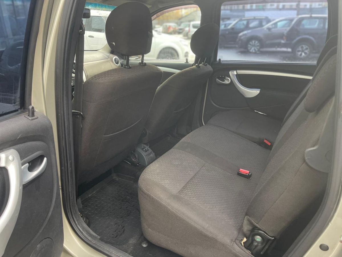 Lada Largus Luxe (5 мест) (2015-2017) 2012 г.в., 250 000 км.