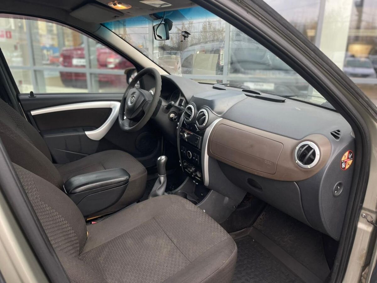 Lada Largus Luxe (5 мест) (2015-2017) 2012 г.в., 250 000 км.