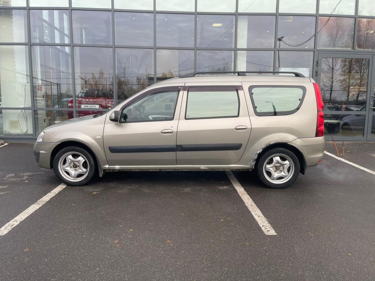 Lada Largus Luxe (5 мест) (2015-2017) 2012 г.в., 250 000 км.