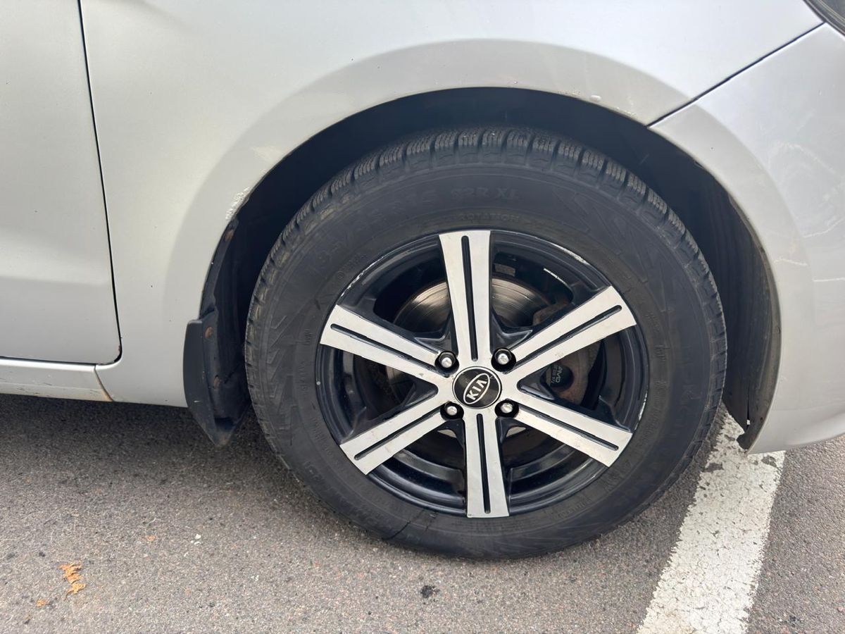 Kia Rio Prestige 2015 г.в., 141 000 км.
