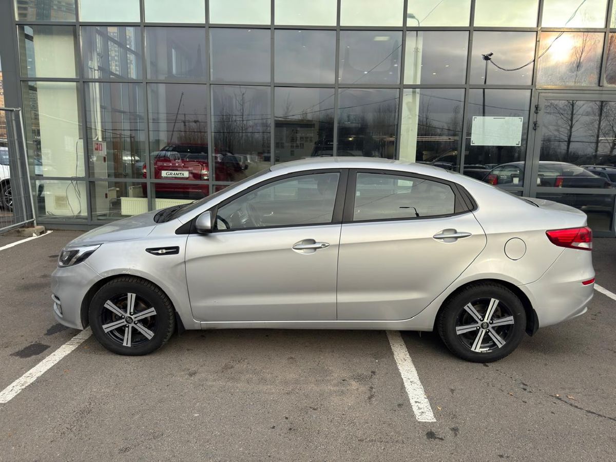 Kia Rio Prestige 2015 г.в., 141 000 км.