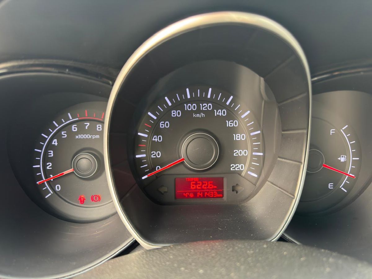 Kia Rio Prestige 2015 г.в., 141 000 км.