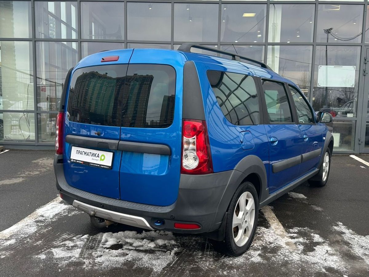 Lada Largus Luxe (5 мест) 2021 г.в., 197 000 км.
