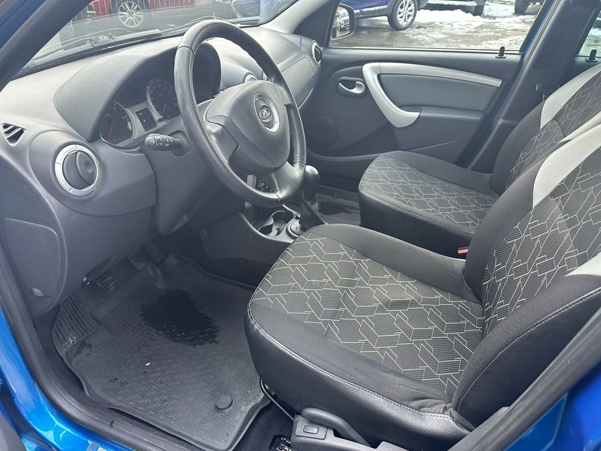 Lada Largus Luxe (5 мест) 2021 г.в., 197 000 км.