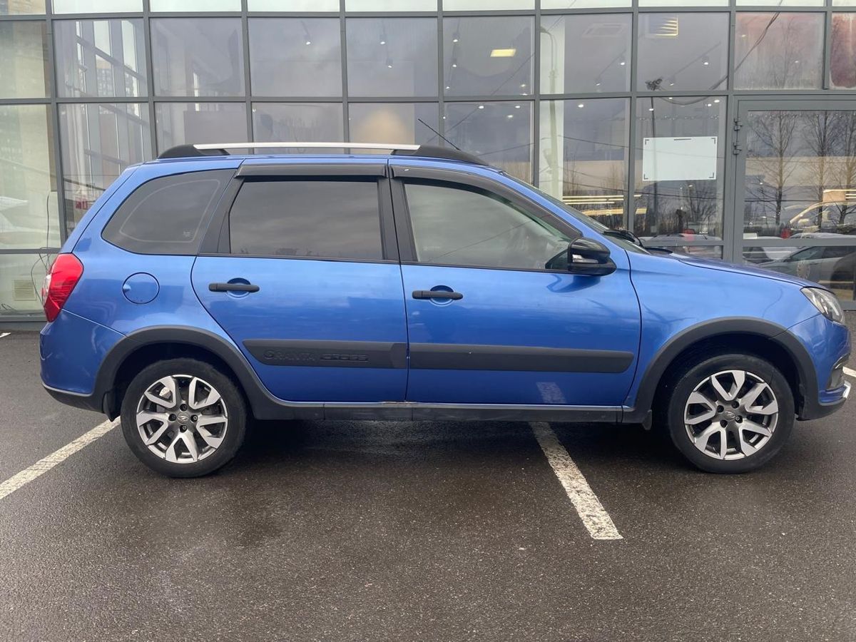 Lada Granta Luxe 2019 г.в., 90 000 км.