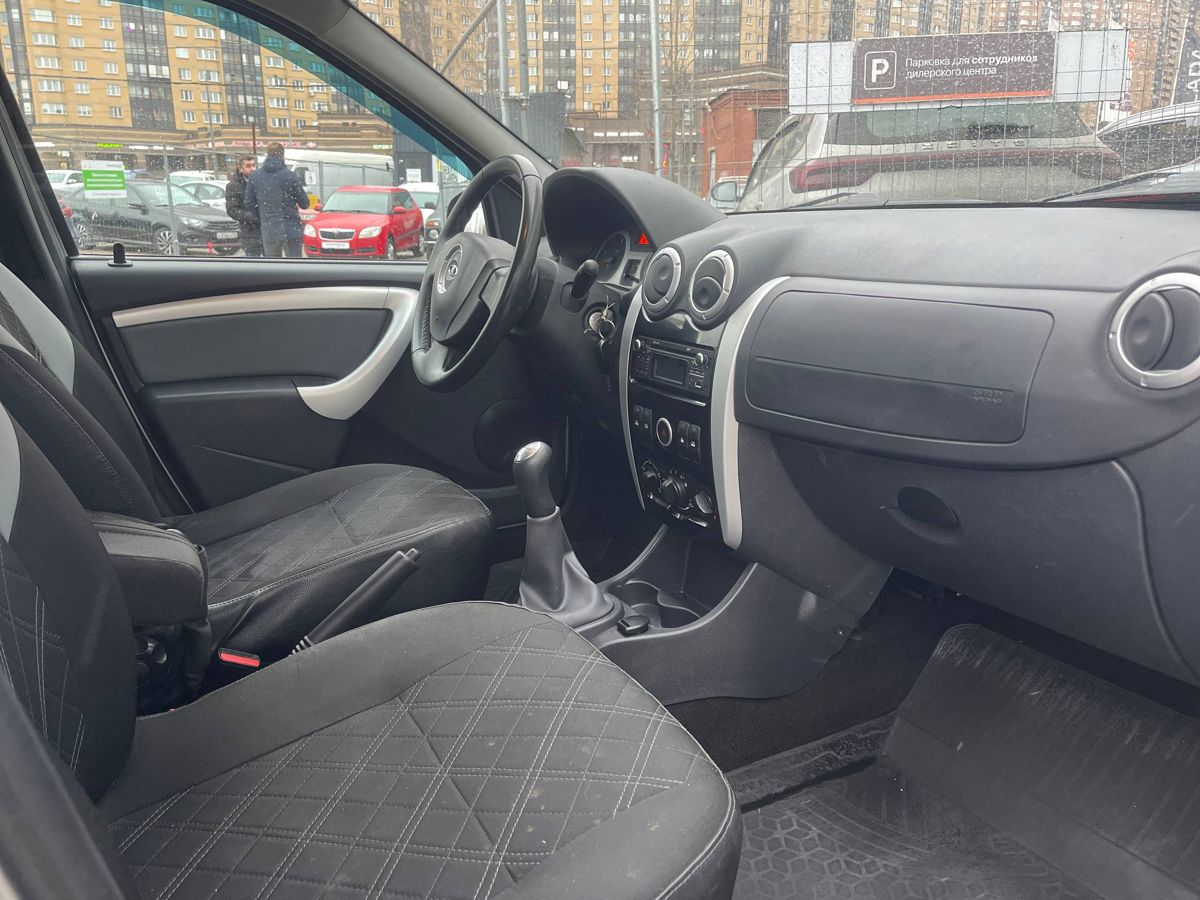 Lada Largus Luxe (5 мест) (2015-2017) 2015 г.в., 94 400 км.