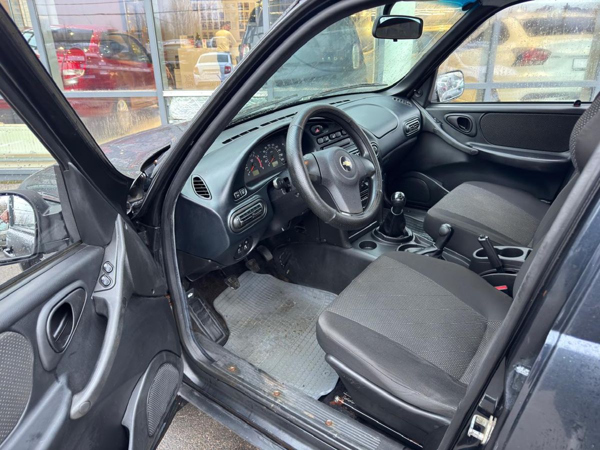 Chevrolet Niva LE 2010 г.в., 74 000 км.