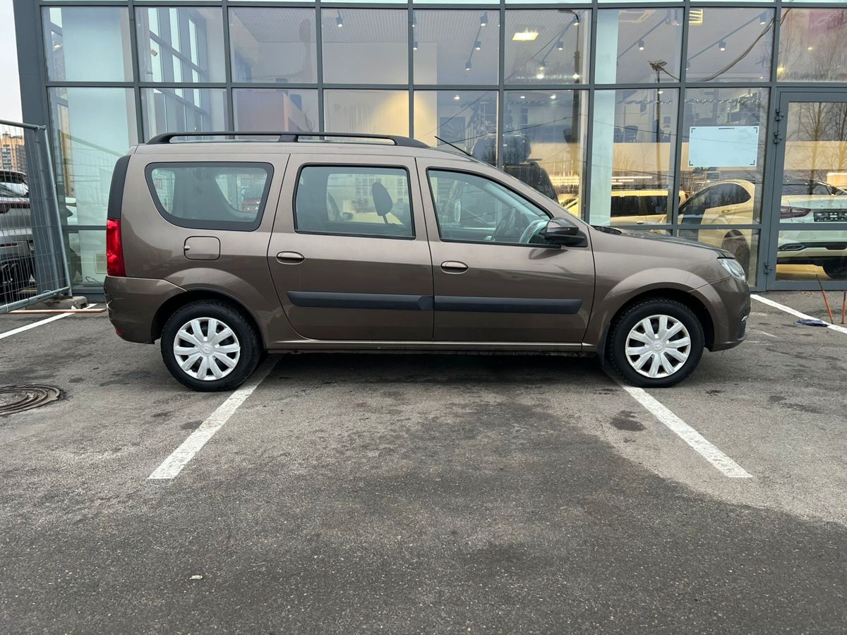 Lada Largus Comfort 5 мест (2021-2022) 2021 г.в., 250 000 км.