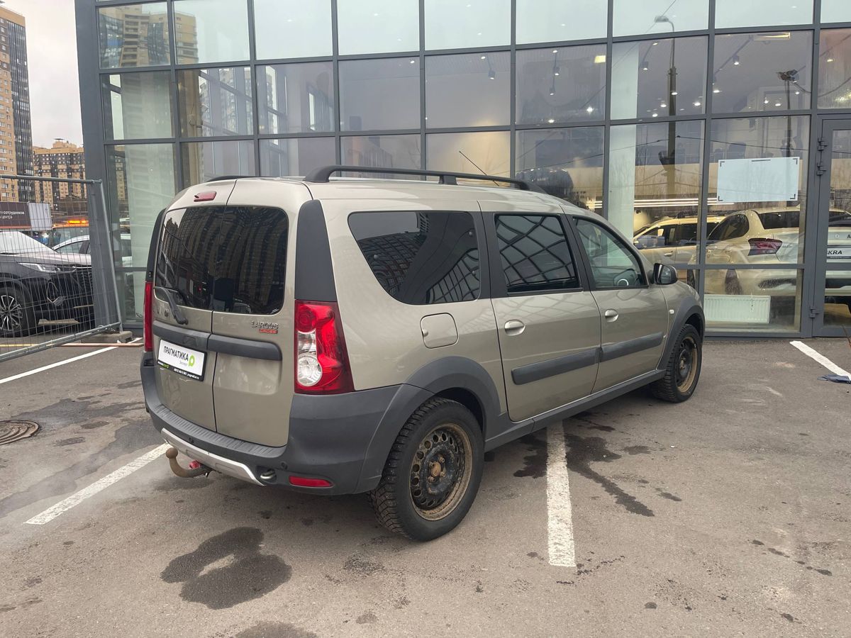 Lada Largus Luxe (7 мест) 2020 г.в., 208 000 км.