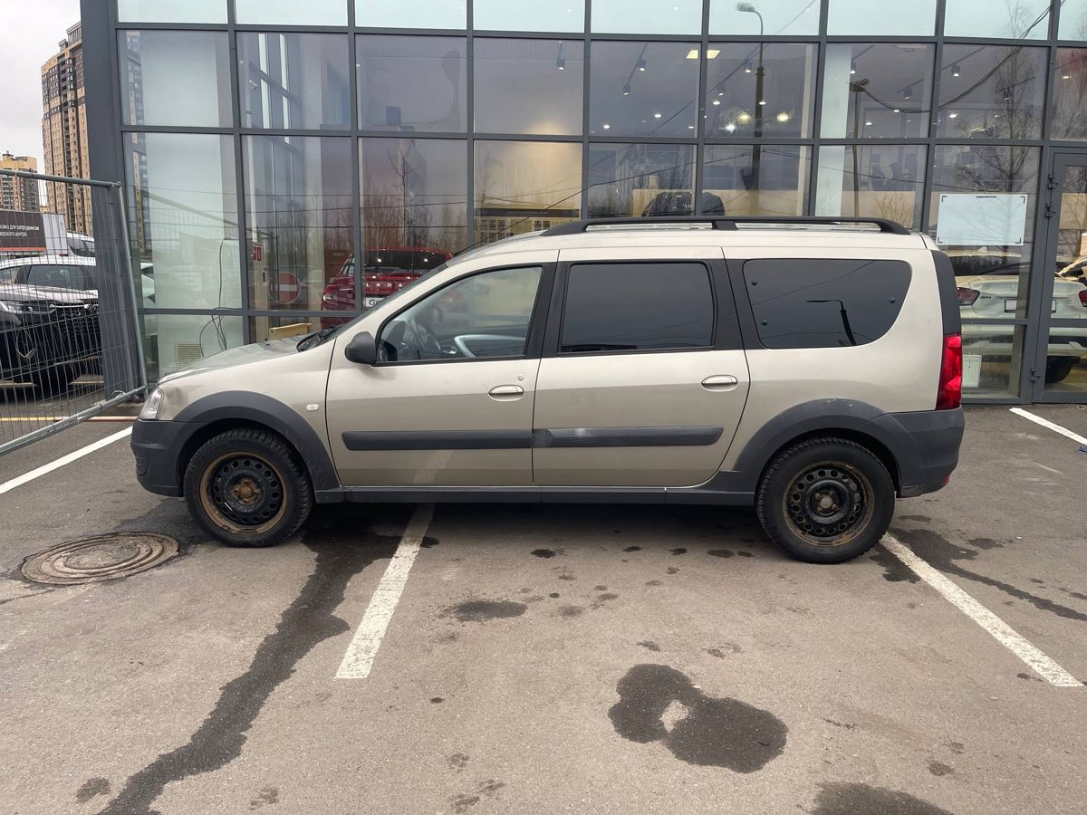 Lada Largus Luxe (7 мест) 2020 г.в., 208 000 км.
