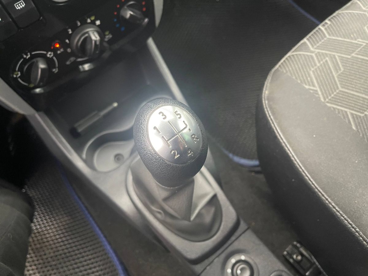 Lada Largus Luxe (7 мест) 2020 г.в., 208 000 км.