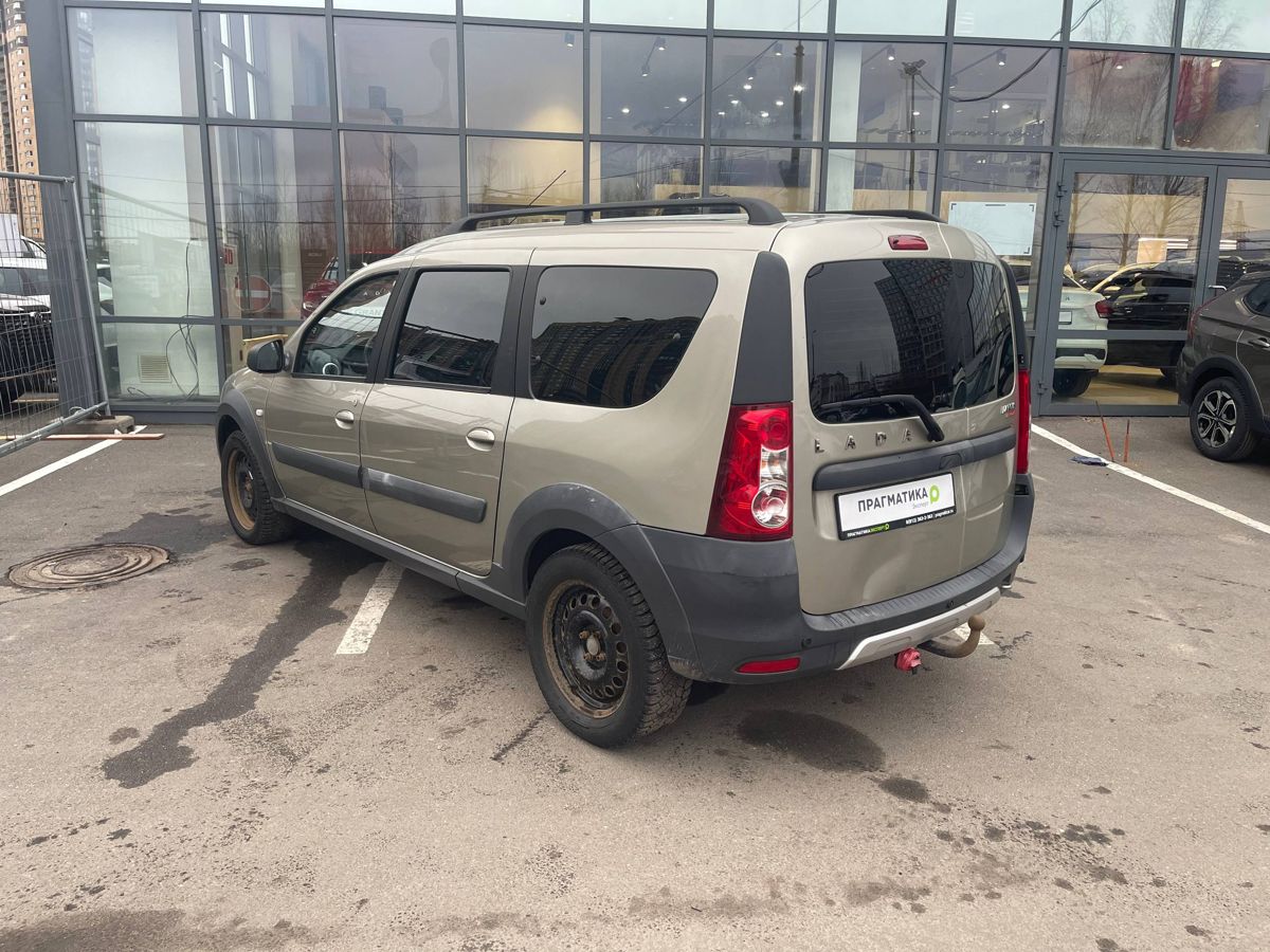 Lada Largus Luxe (7 мест) 2020 г.в., 208 000 км.