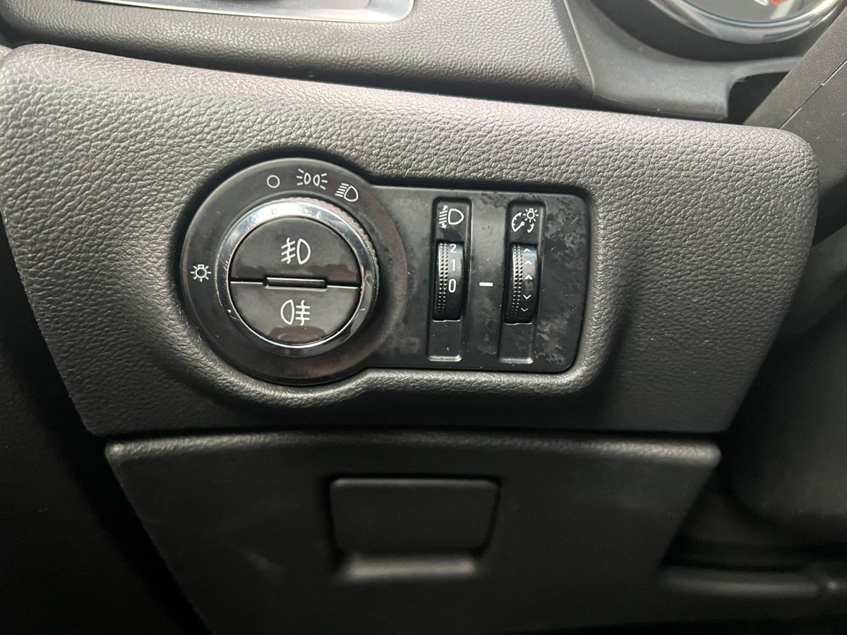 Opel Astra Enjoy 2012 г.в., 268 000 км.