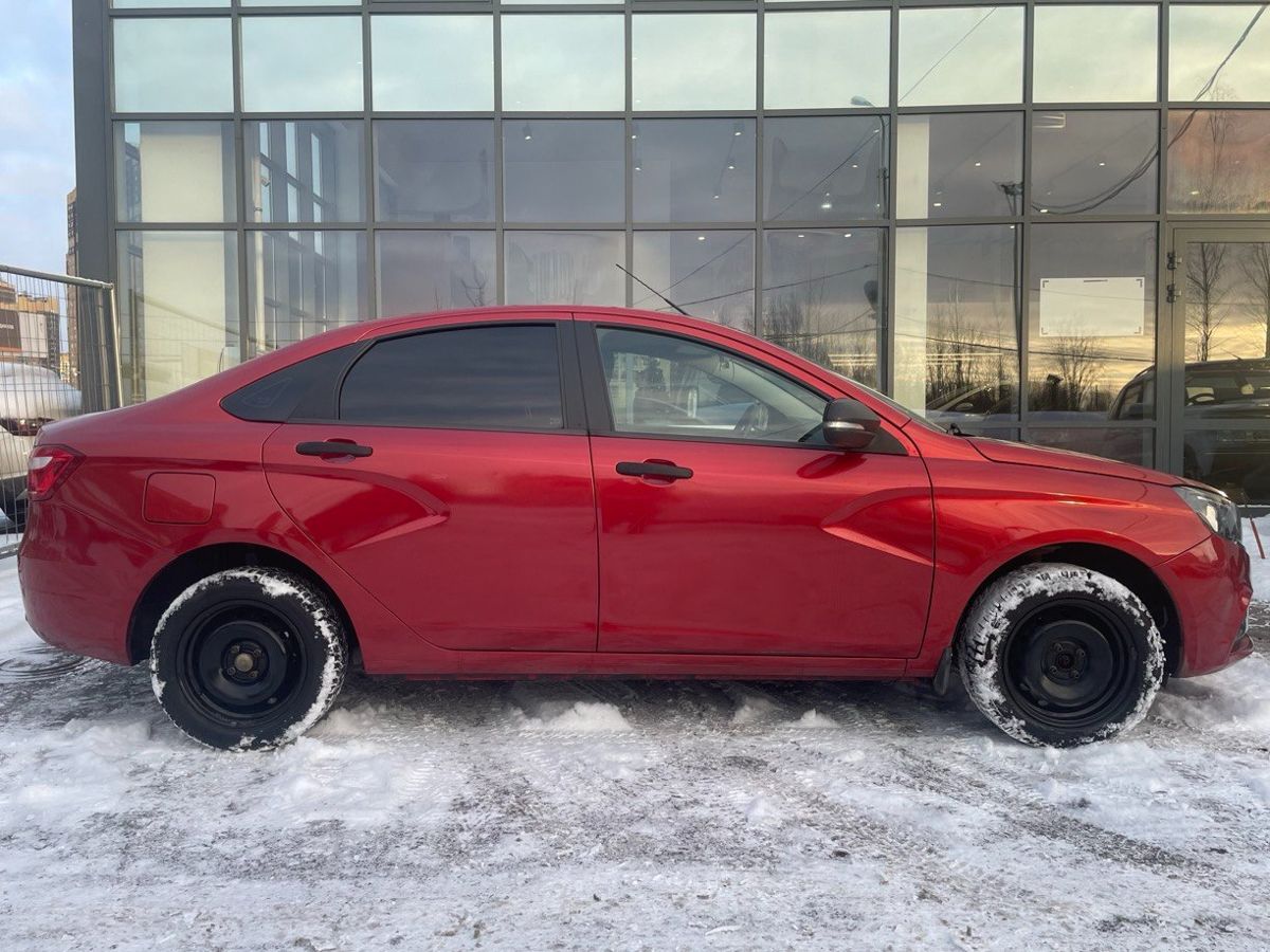 Lada Vesta Comfort 2021 г.в., 37 000 км.