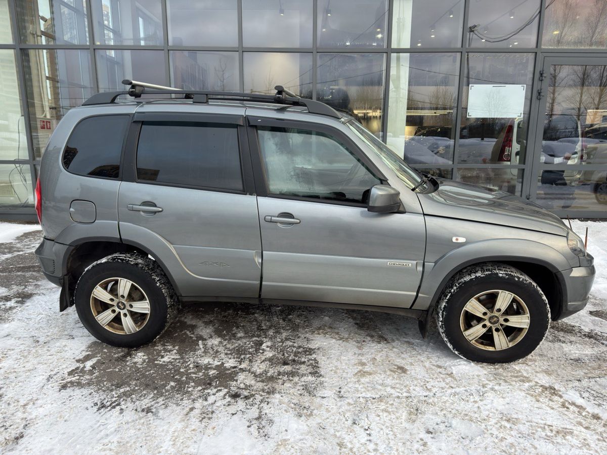 Chevrolet Niva LE+ 2017 г.в., 110 000 км.