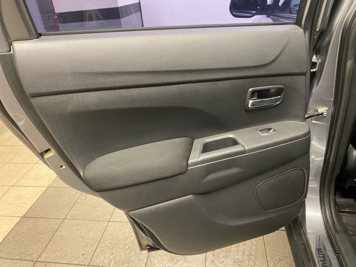 Mitsubishi ASX Invite 2012 г.в., 285 000 км.